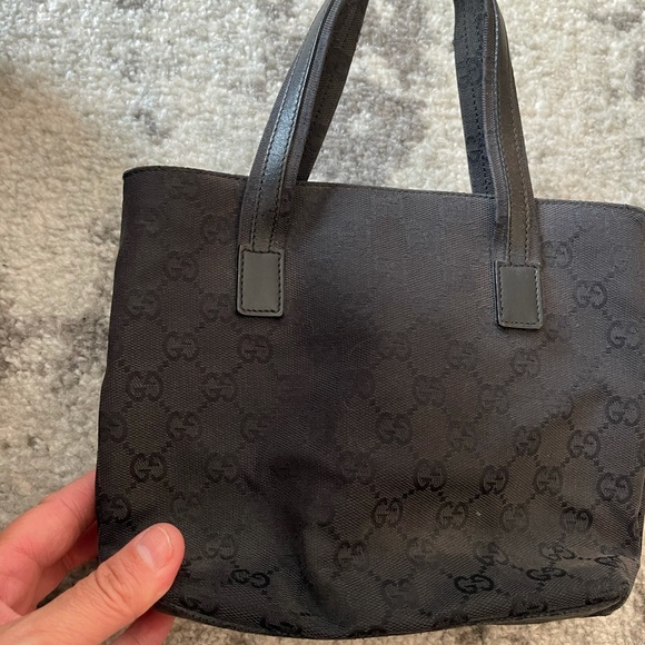 Authentic/Vintage Gucci Black fabric bucket bag - Picture 6 of 9